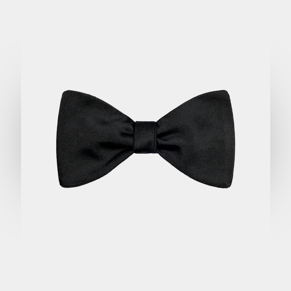 Suit Supply Black 100% Silk Self-Tie Bow Tie
